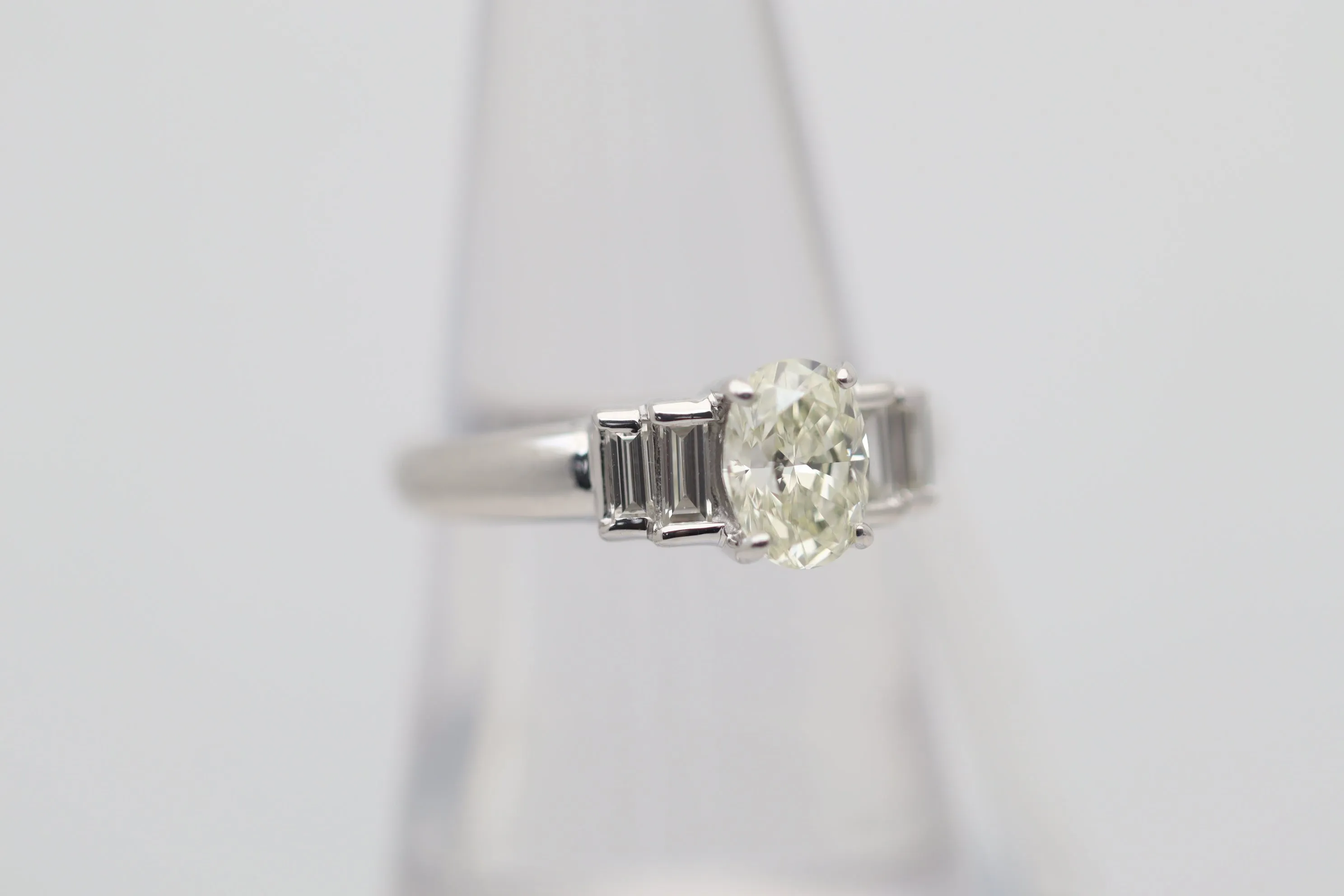 1.04 Carat Oval Diamond Platinum Engagement Ring