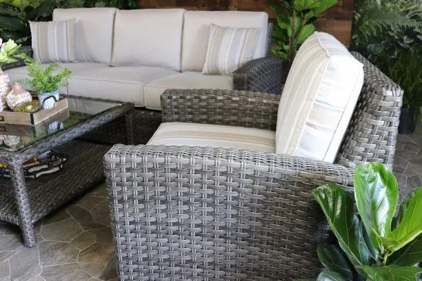 BISCAYNE 5 PIECE SEATING SET - Gas Fire Pit and 4 Swivel Gliders