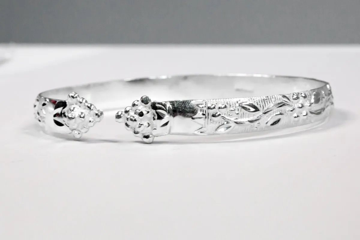 Flat  Bangle Extra Wide Grape Vine Pattern Grape Heads