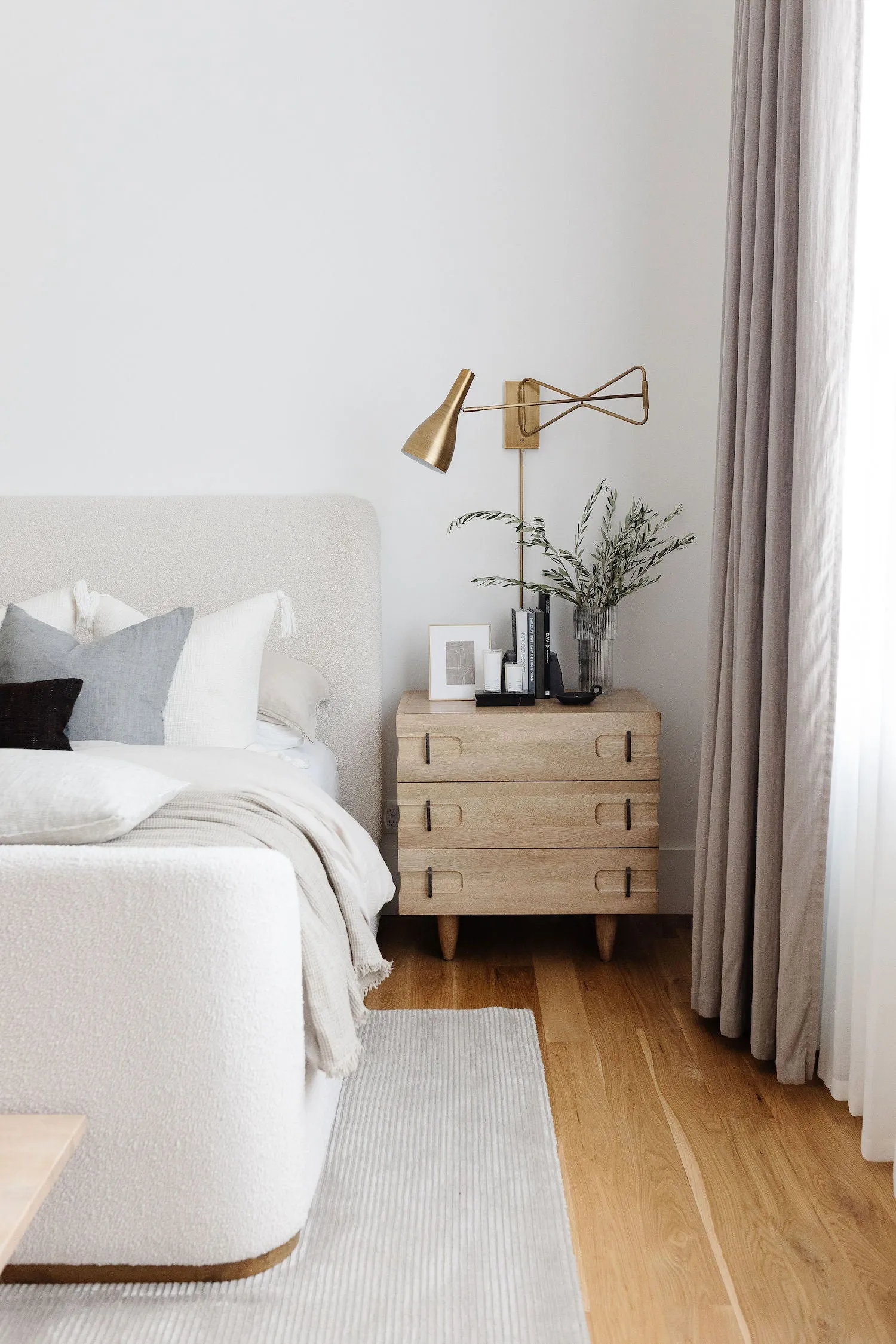 Lenz Swing Arm Wall Sconce