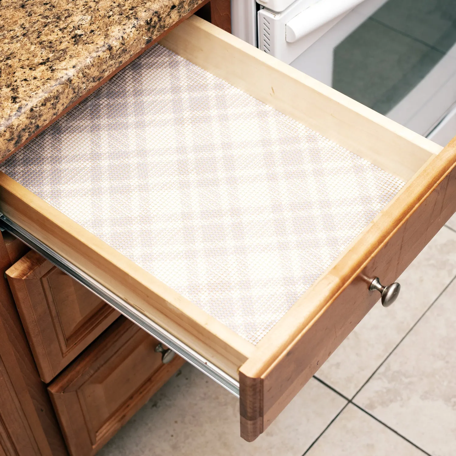 Simple Being Kitchen Shelf Liner Tarten Pattern 12x20