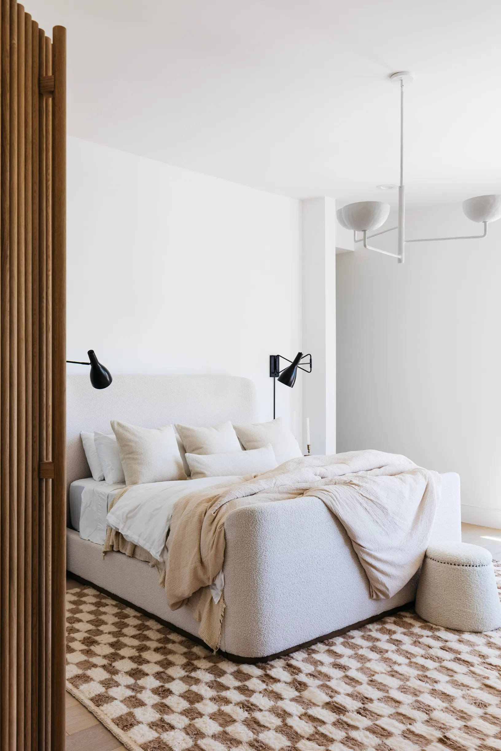Trace Sconce