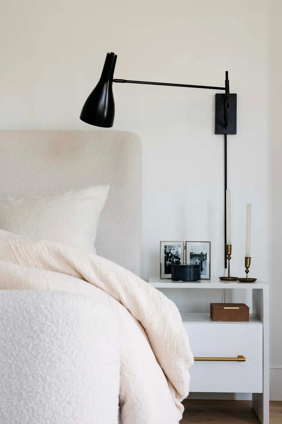 Trace Sconce