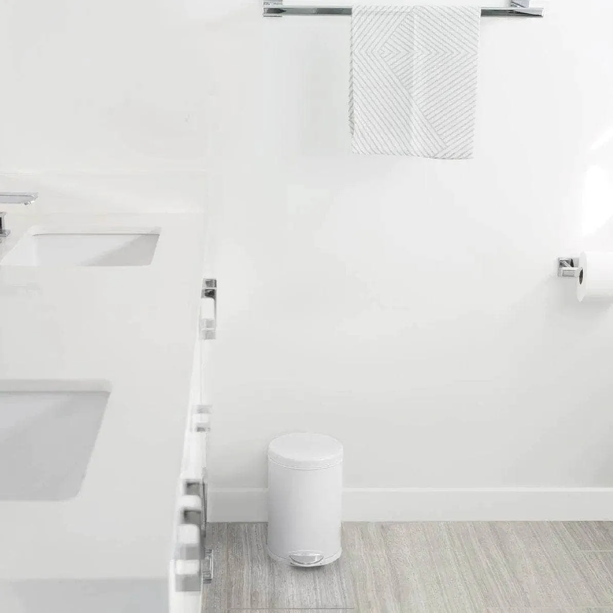 White Pedal Bin - 4.5L